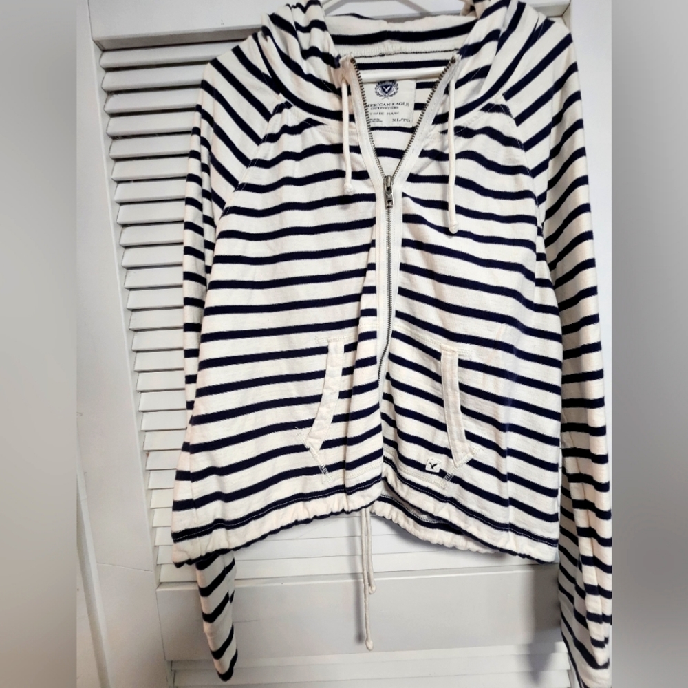 American Eagle Sweater XL!